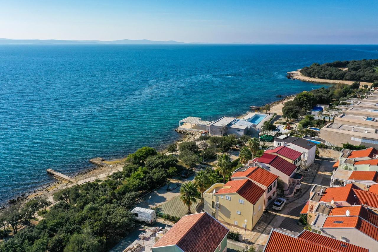 Apartments Malic Петрчане Экстерьер фото